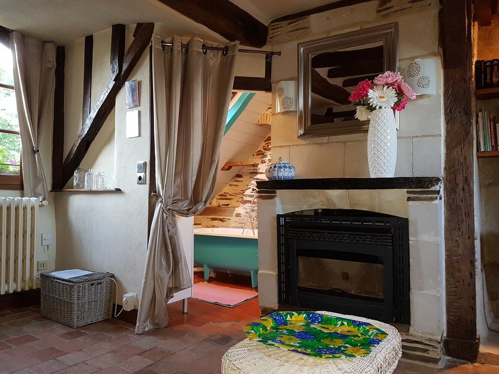 Le Petit Logis De Tinteniac Angers Exterior foto