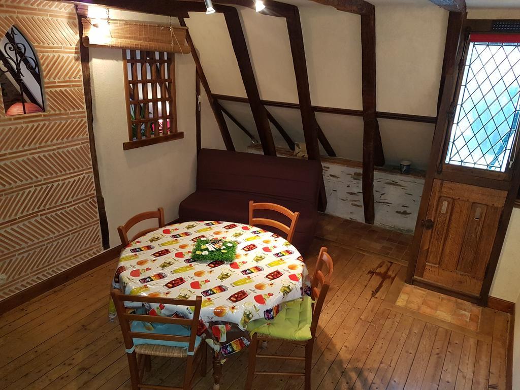 Le Petit Logis De Tinteniac Angers Exterior foto